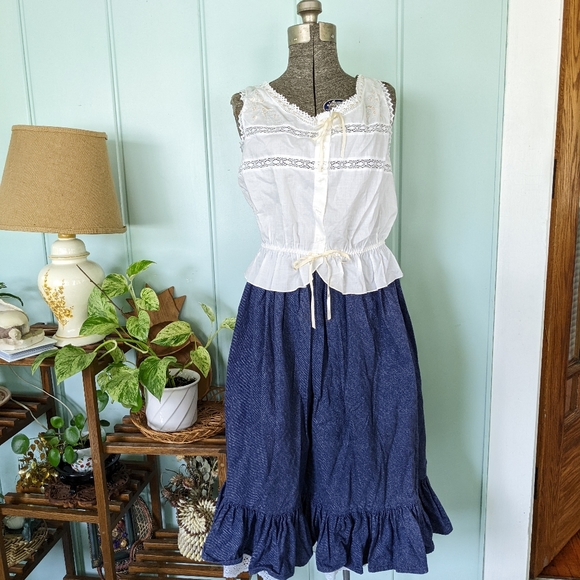 Vintage Prairie Skirt - Picture 2 of 7